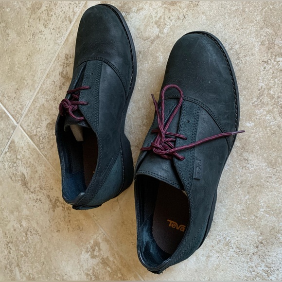 Teva Shoes - Teva Women's De La Vina Dos Waterproof Shoes in Black- Size 8